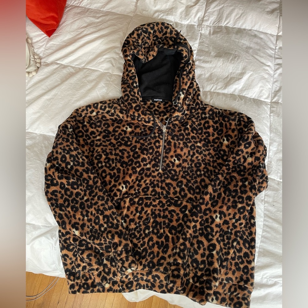 Leopard Print hooded sweater
